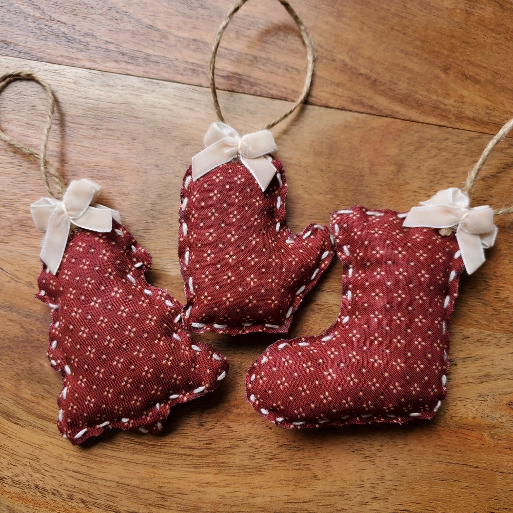 Handmade handsewn Christmas Fabric Ornaments Set Of 3 - Picture 2 of 6